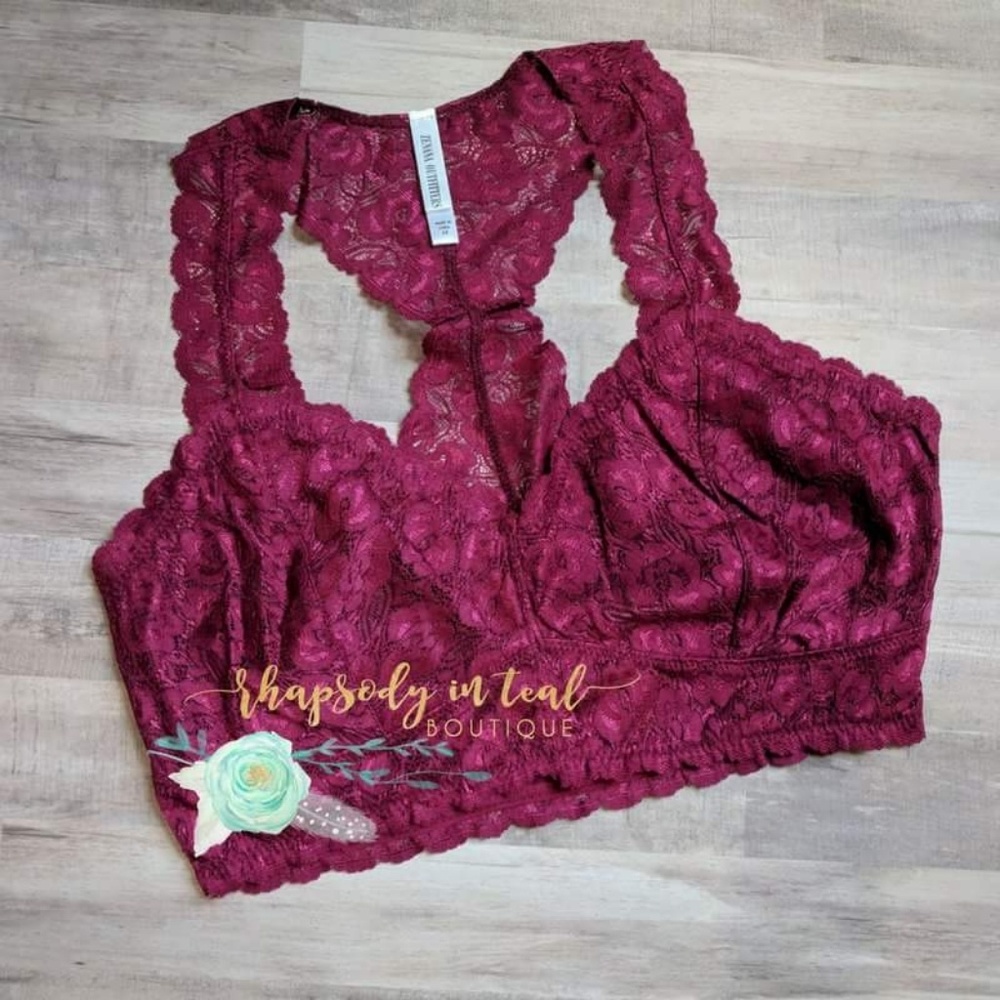 Lace bralette in Cabernet